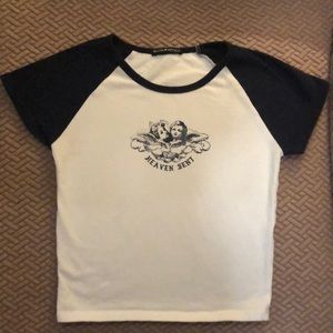 Near perfect cropped Brandy Melville t shirt